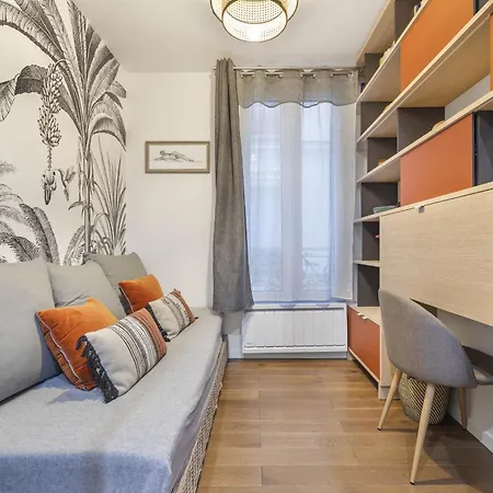 Idole Apartment *